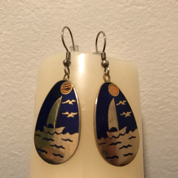 Sea, sun, boat, bird earrings - Picture 2 of 3